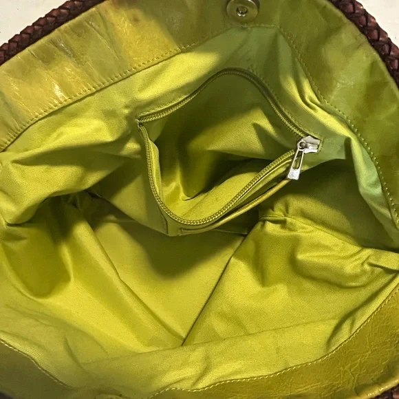 CLAUDIA FIRENZE bright Green Spacious inside medium bag / tote . Italy - Picture 12 of 15